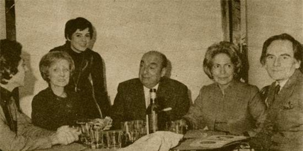 Pablo Neruda en el Pierre Cardin de Paris, 1972