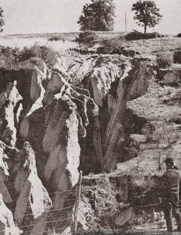 Cárcava profunda cerca de Pichilemu, primera mitad del siglo 20