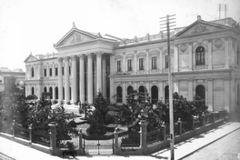 Congreso Nacional. Fachada norte calle Catedral, 1920