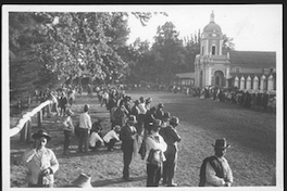 Iglesia y gente en Copiapó, ca. 1950