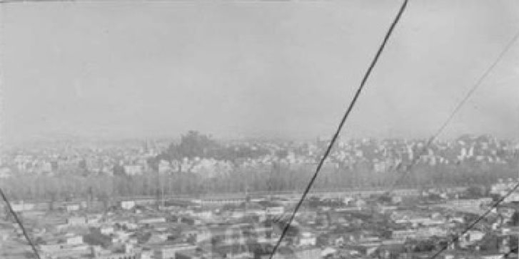 Panorámica de la ciudad de Santiago desde Cerro San Cristóbal