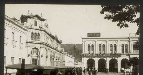 Plaza de Concepción, calle O'Higgins esquina Aníbal Pinto, ca. 1945
