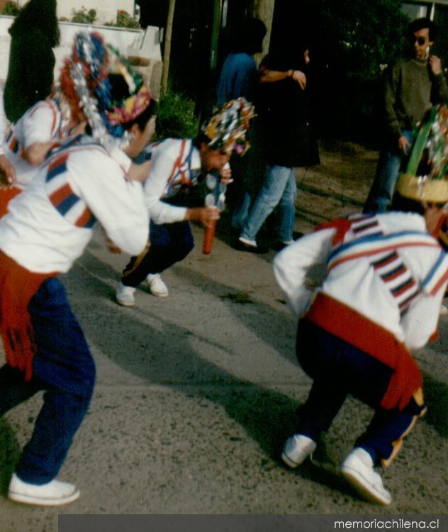 Baile Chino en fiesta de San Pedro, Maitencillo, 1995