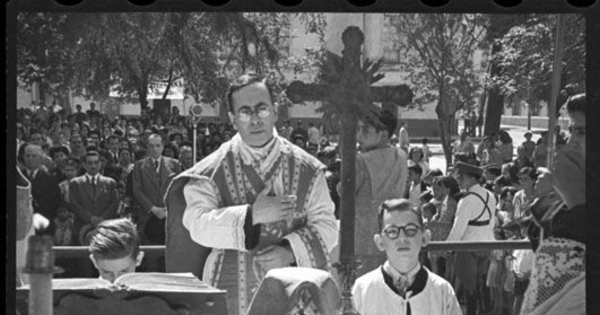 Misa en la fiesta del roto chileno, Plaza Yungay, 20 de enero de 1947
