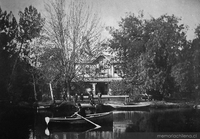 Parque Cousiño: laguna y restaurante, Santiago, 1913