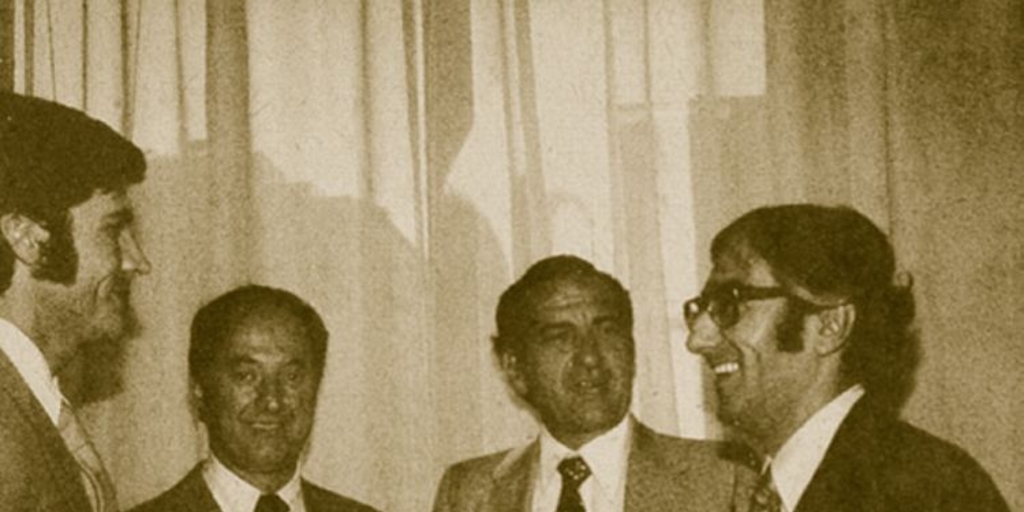 Los economistas neoliberales Sergio de la Cuadra, Sergio de Castro, Pablo Barahona y Alvaro Bardón en una reunión durante 1982