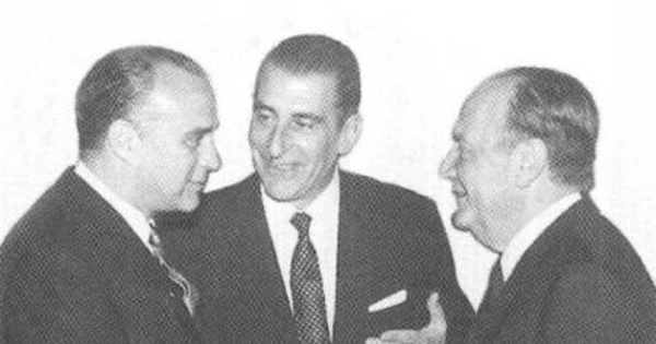 René Silva Espejo junto al Presidente Eduardo Frei Montalva, ca. 1965