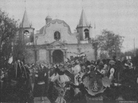 Figurines diablos viejos en la Iglesia de La Tirana, 1979