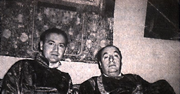 Miguel Serrano y Pablo Neruda, en la década de 1960