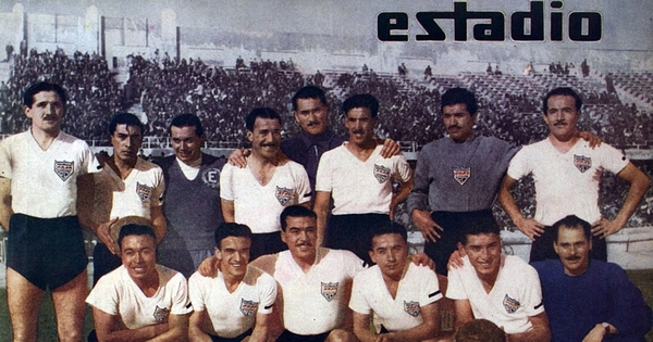 Equipo de Colo-Colo: puntero en la primera rueda del campeonato profesional, 1947