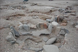 Recinto semisubterráneo, Aldea Caleta Huelén 42, desembocadura Río Loa