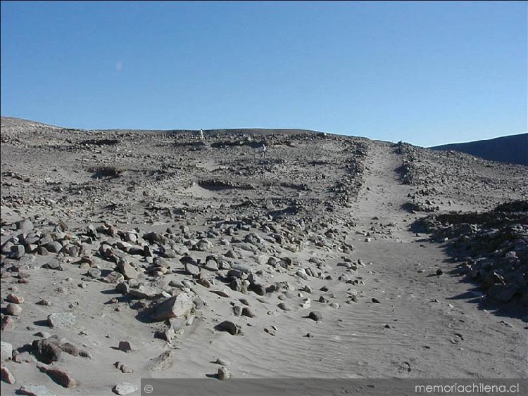 Camino principal de Tarapacá Viejo