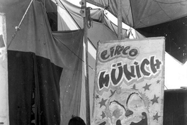 Carpa del circo Münich en uno de los cerros de Valparaíso