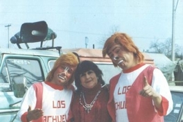 Los Tachuela junto a su madre Elsa Quezada