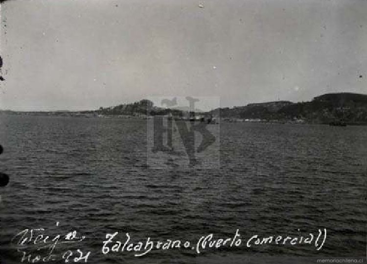 Puerto y bahía de Talcahuano