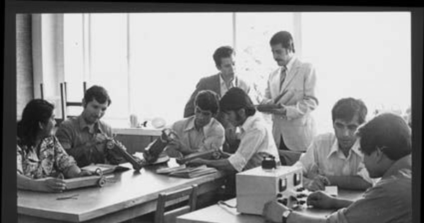 Dirigentes se capacitan en La Universidad Técnica, 1971