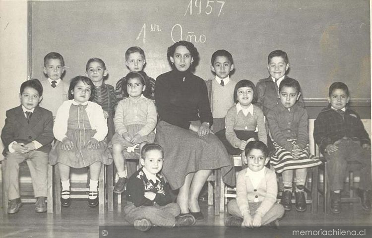 Curso de primer año : niños de Sewell, 1957