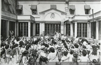 Manifestación en la terraza de la Vicaría de la Solidaridad, ca. 1978