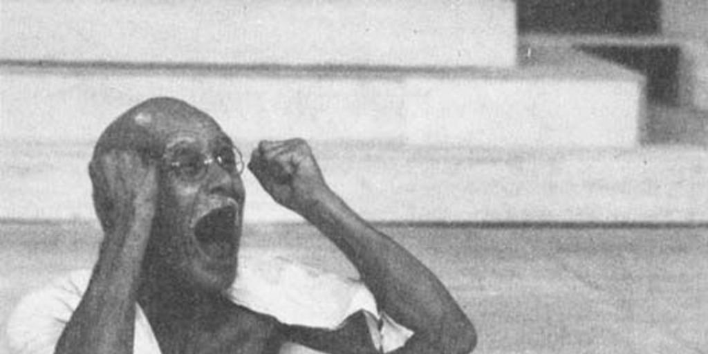 Andrés Pérez, encarnando a Ghandi, en 1987