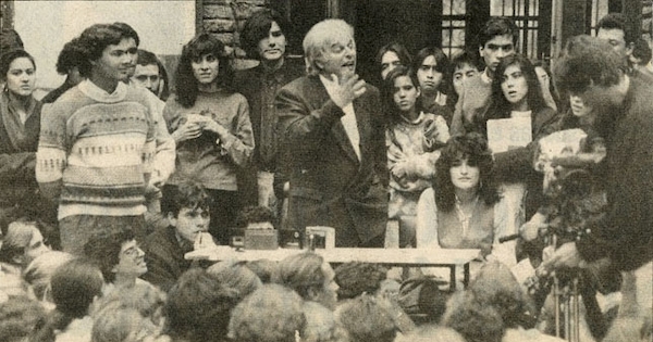 Alejandro Jodorowsky en la Universidad Católica, 1991