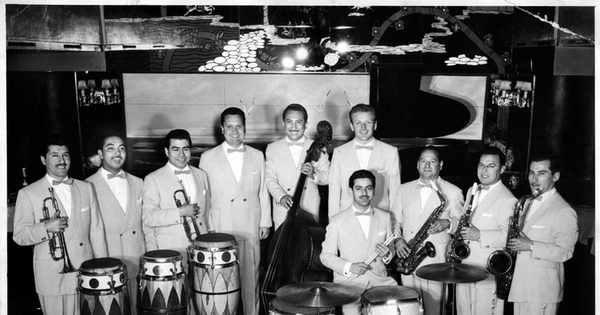 La Orquesta Huambaly en Restaurante Nuria, 1957