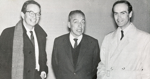 Bernardo Trumper, Eugenio Dittborn y Luis Alberto Heiremans en el Aeropuerto Los Cerrillos, 1964