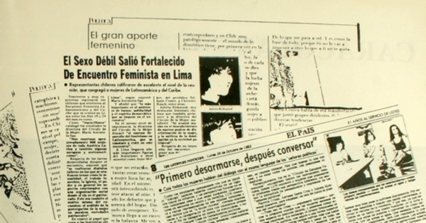 Recortes de diario con titulares feministas