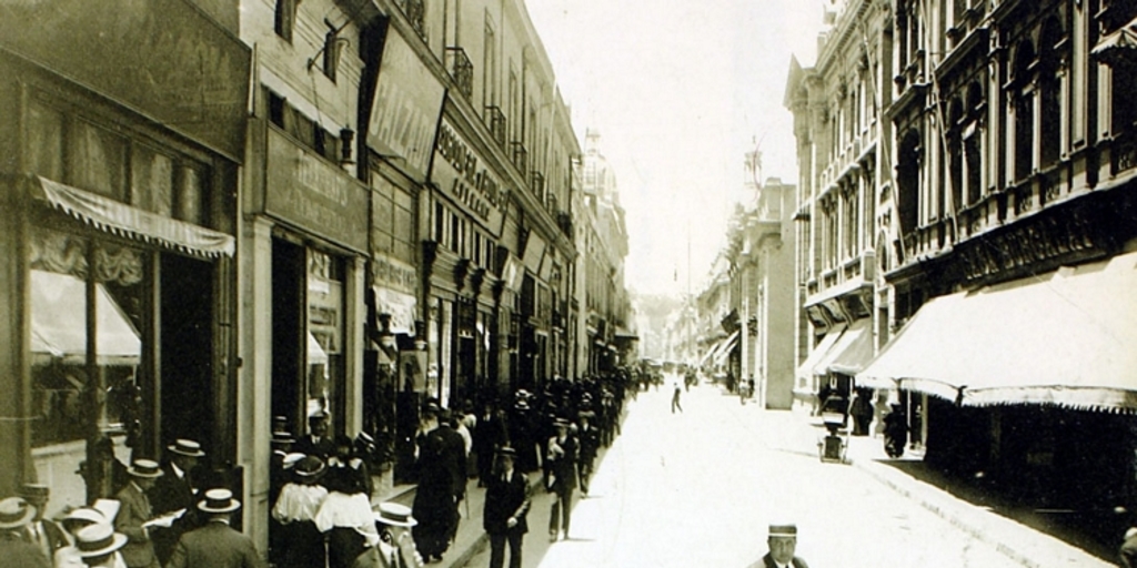 Calle Huérfanos, ca. 1915