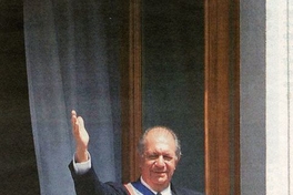 Ricardo Lagos Escobar en el balcón de La Moneda, 2006