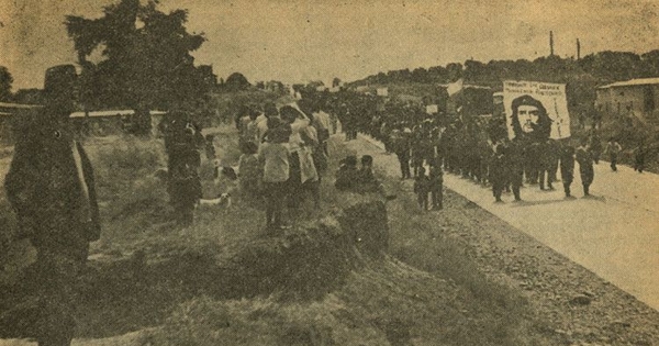 Homenaje a Moisés Huentelaf, campesino asesinado por los terratenientes en el fundo "Chesque", comuna de Loncoche: 1 de noviembre de 1971