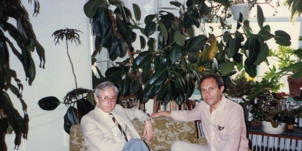 Juan Lémann junto al compositor estadounidense Jacob Druckman, Nueva York, 1981