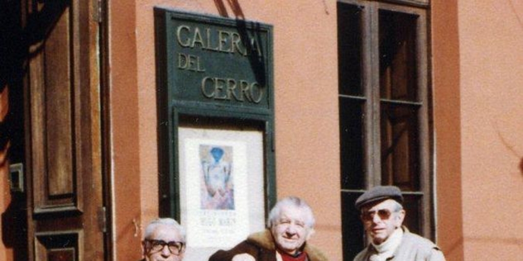 Juan Lémann con los pintores Reinaldo Villaseñor y Sergio Montecinos, 1992
