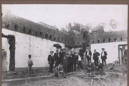 Fotografía de la demolición del monasterio o convento de Santa Clara