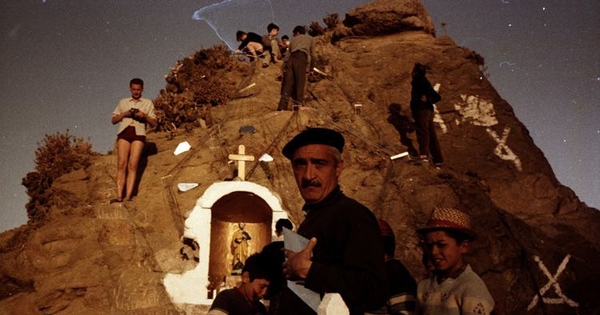 Claudio Girola en una Phalène en Horcones, 1964