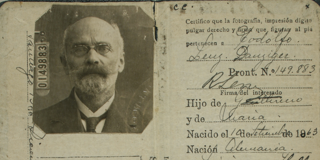 Cédula de identidad otorgada por la República de Chile a Rodolfo Lenz, 1927