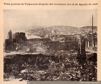Vista general de Valparaíso después del terremoto del 16 de agosto de 1906