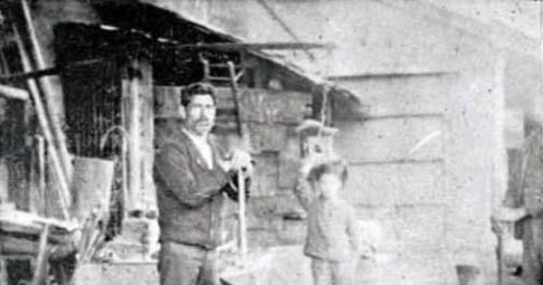 Familia campesina en la ciudad, hacia 1900