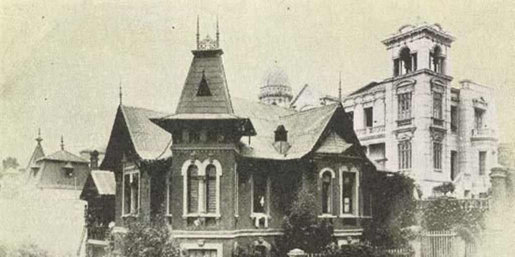 Casa de Luis Edwards Sutil, en la subida del Cerro del Castillo