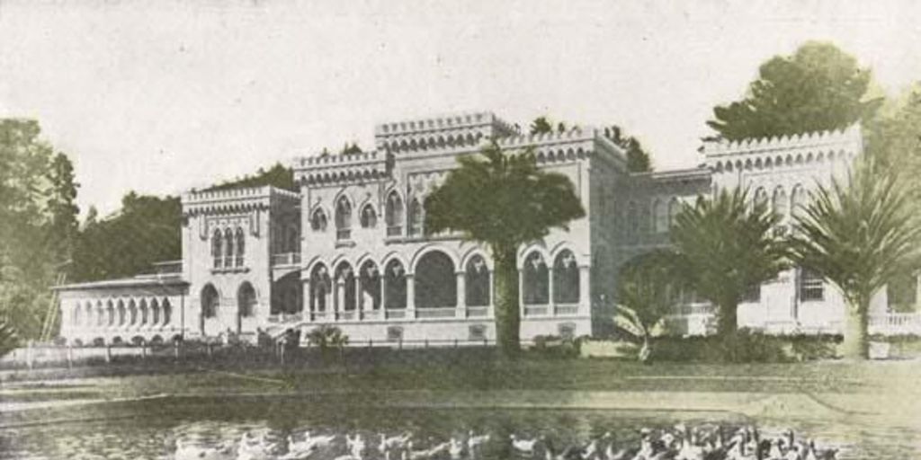 Palacio de la señora Blanca Vergara de Errázuriz, fachada del estanque, frente a la calle Errázuriz