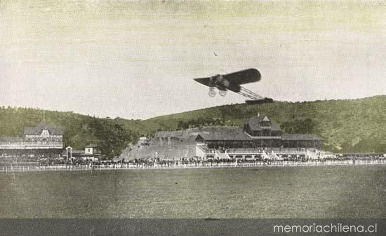 El Valparaíso Sporting Club, teatro de varias hazañas de aviación, proporciona amplias comodidades para el ejercicio de este deporte